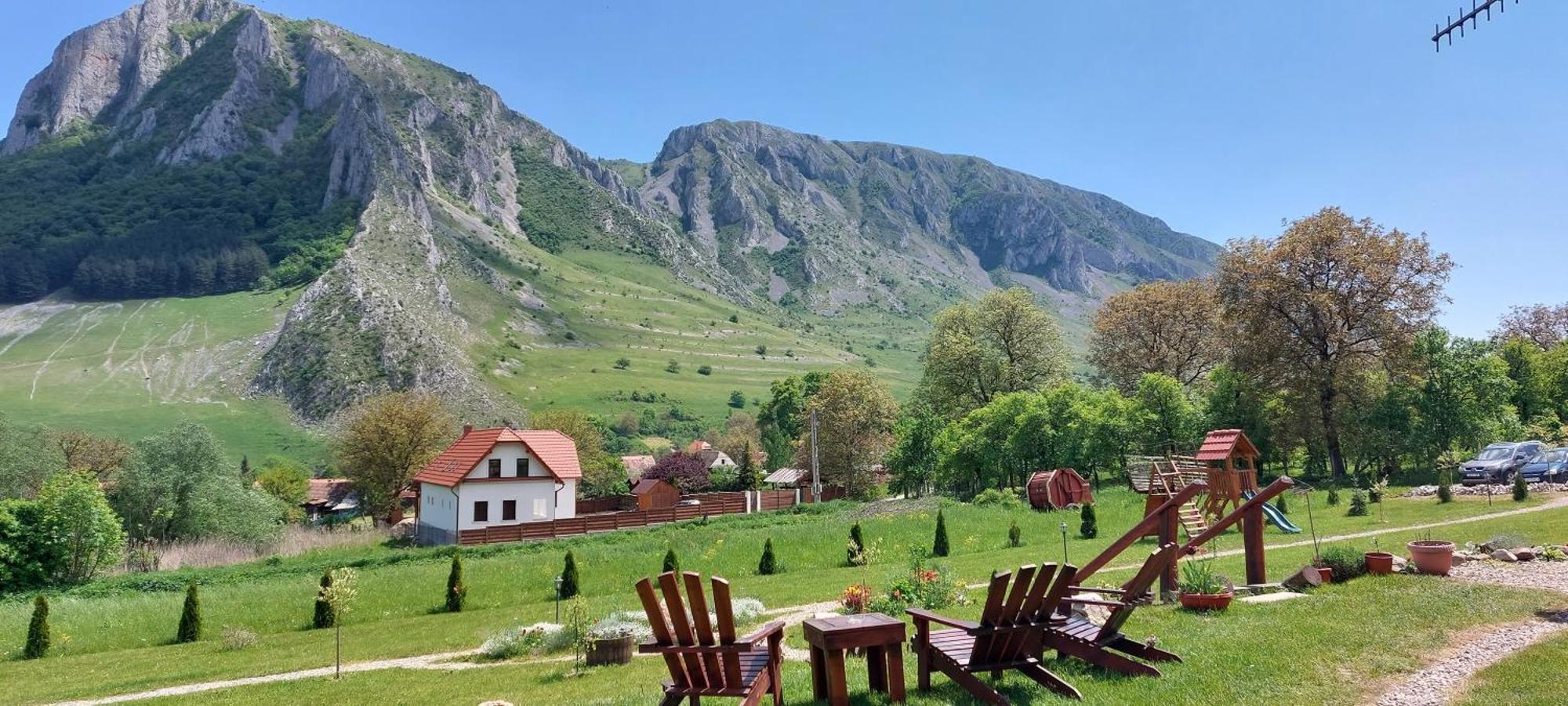 Pensiunea Kiralylany Vendeghaz Rimetea Bagian luar foto